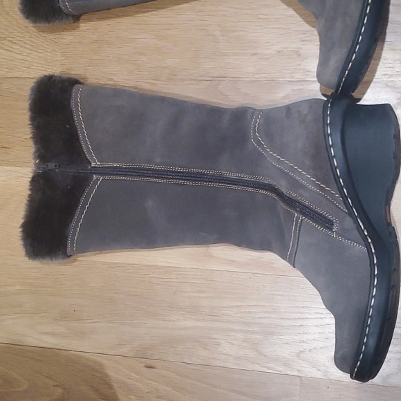 Baretraps Cathy Suede Wedge Heel Boot - Picture 4 of 7